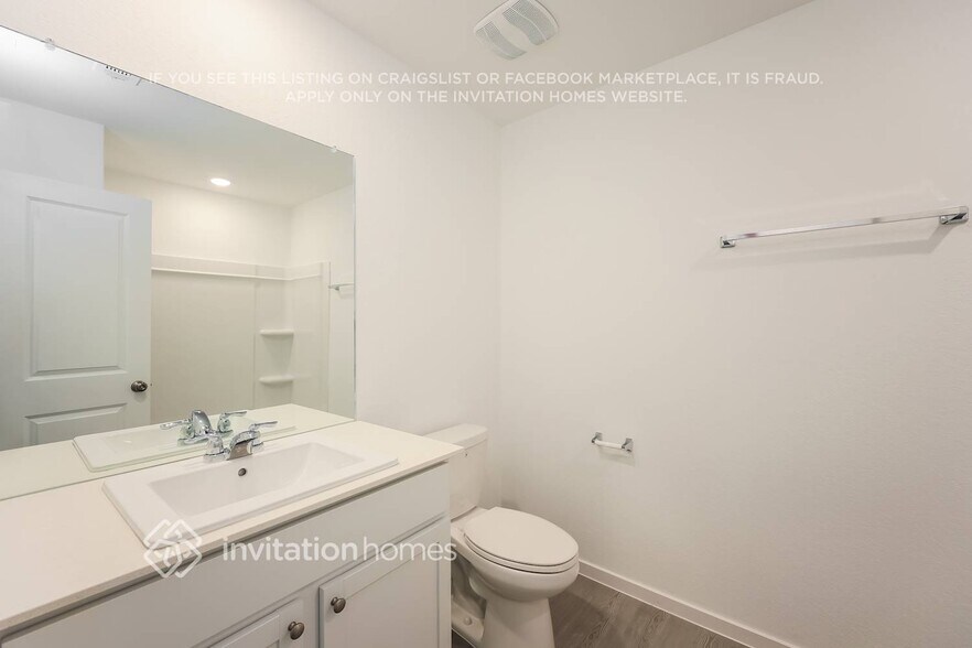 Building Photo - 1521 Pile Trl