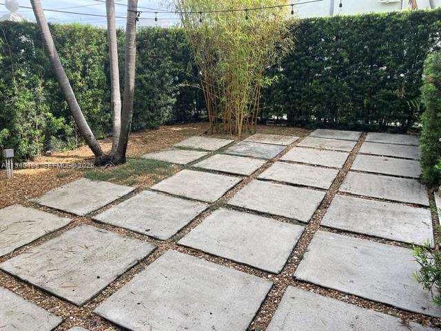 Building Photo - 3921 Meridian Ave