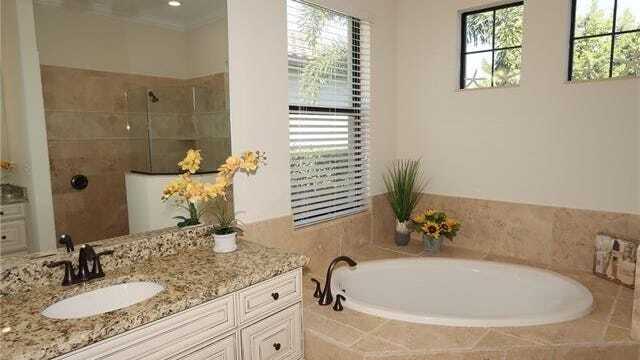 Building Photo - 17151 Cherrywood Ct