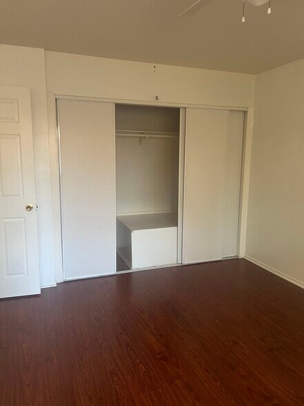 Building Photo - 4853 Jackson St