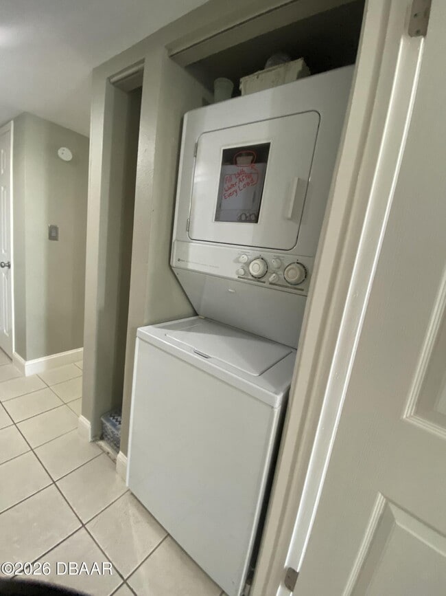 Building Photo - 1571 S Atlantic Ave