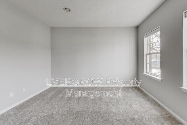 Building Photo - 14175 Nicholas Dr