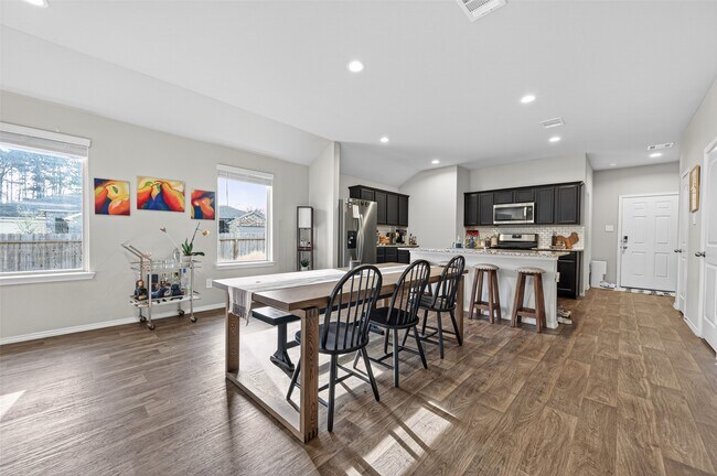 Building Photo - 14739 Blackbrush Mnr