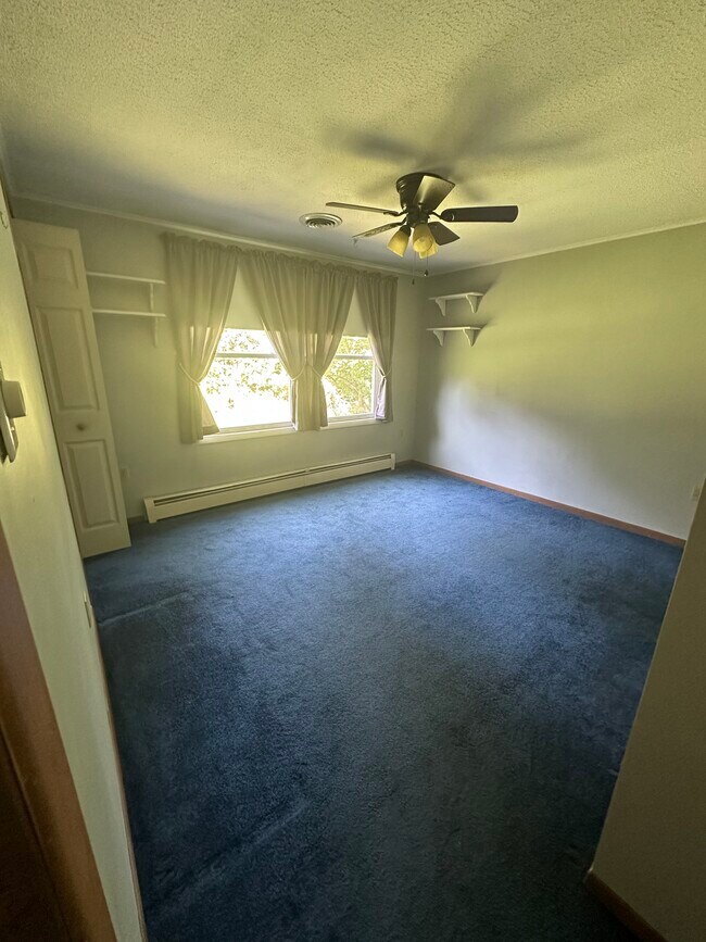 Building Photo - 26 Van Orden Rd