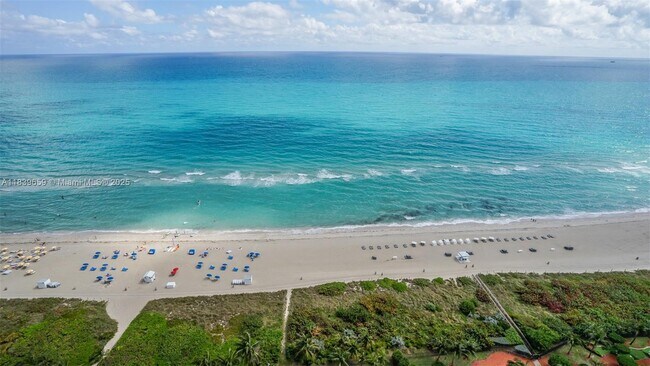 Building Photo - 4779 Collins Ave