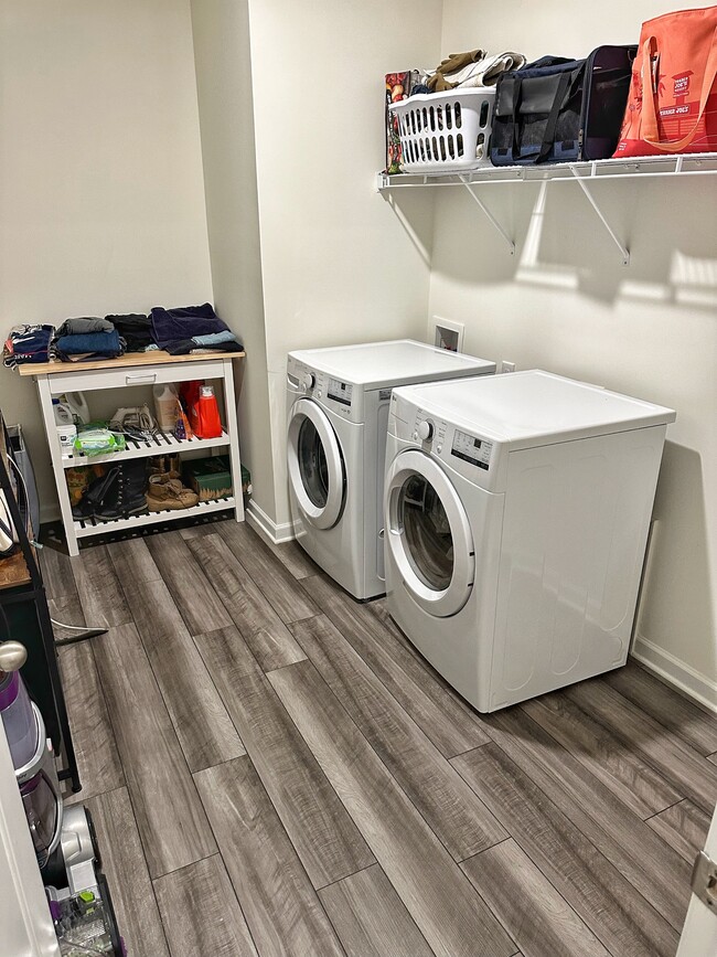 Building Photo - 1002 Rodanthe Dr