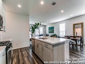 Building Photo - 15066 PALM DESERT Ct