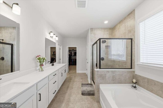 Building Photo - 3939 Alderstone Dr
