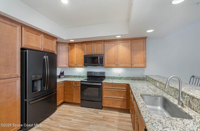 Building Photo - 1025 Jimmy Buffett Mem Hwy