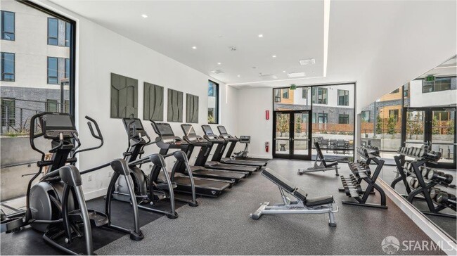 Building Photo - 451 Donahue St