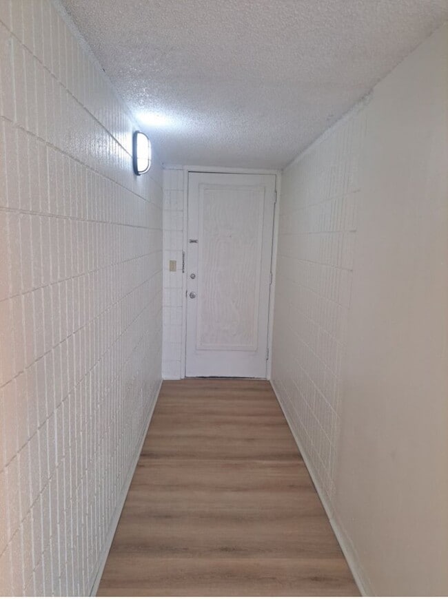 Building Photo - 85-3 Pokai Bay St