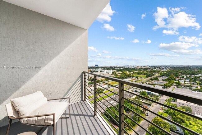 Building Photo - 307 SW 5th St