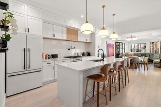 Building Photo - 75 Old Harbor St