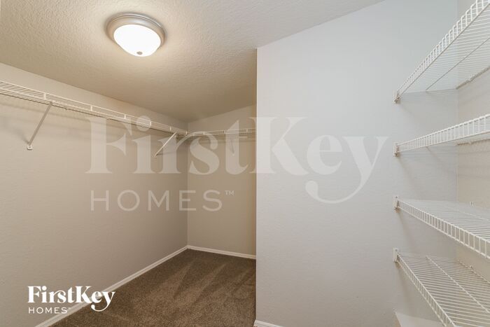 Building Photo - 5497 Lady Slipper Ave