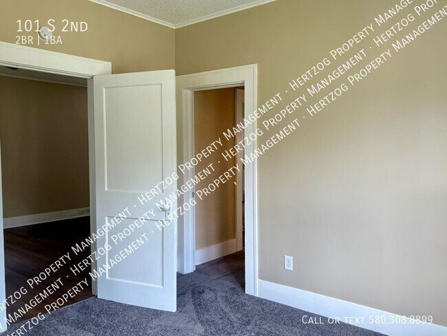 Building Photo - 101 S 2nd-