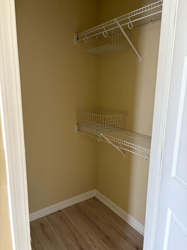 Building Photo - 283 Fountayne Ln