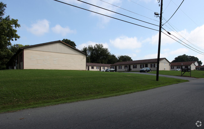 Building Photo - Hill Street Apartments
