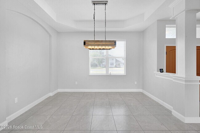 Building Photo - 160 Bossieux Blvd