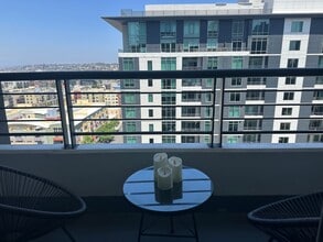 Building Photo - 1 Bedroom on the 16th Floor at Acqua Vista...