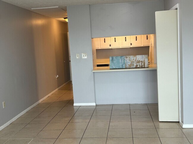 Building Photo - 5505 Sun Harbor Rd