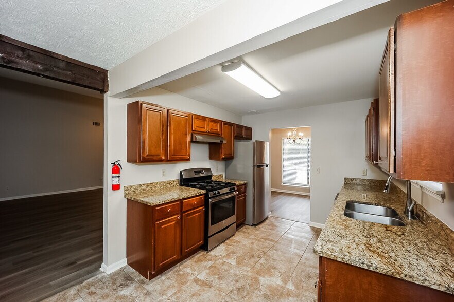 Building Photo - 8866 Wellston Ct