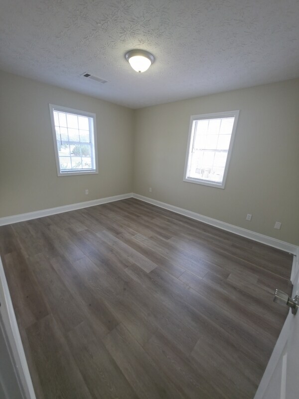 Building Photo - 155 Westchester Cir