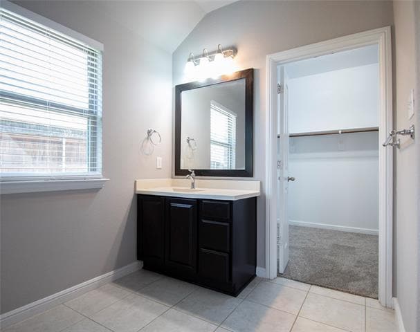 Building Photo - 545 Braewick Dr