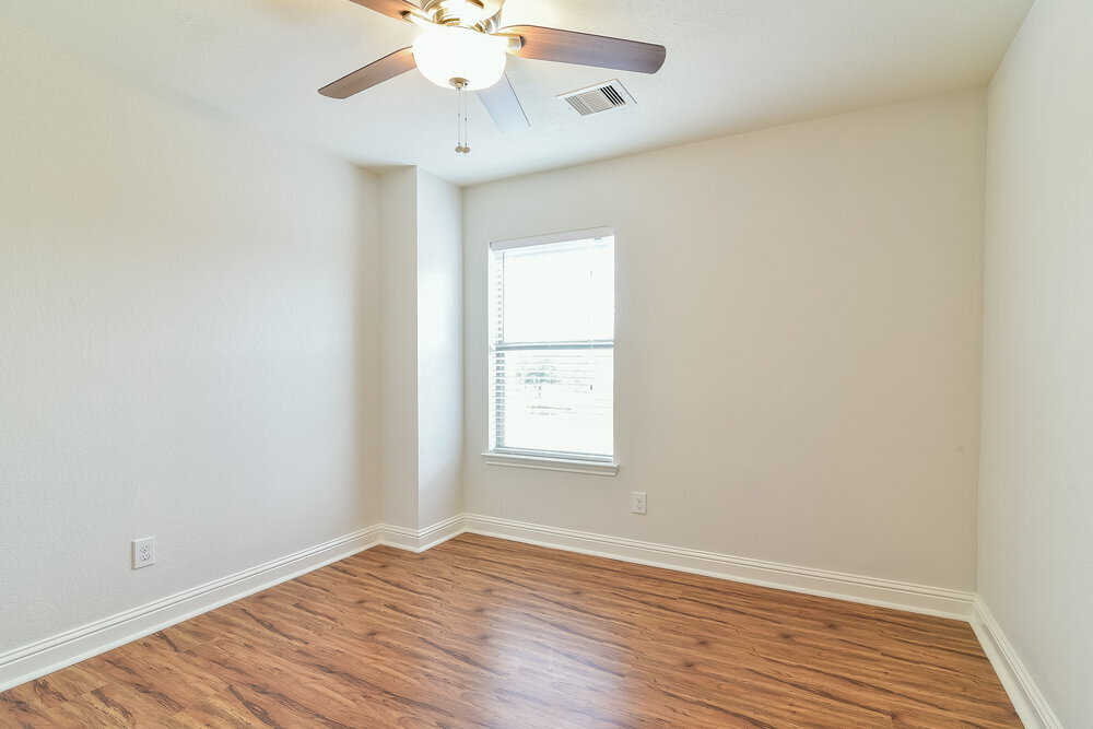 Building Photo - 18427 Westgate Pasture Ln