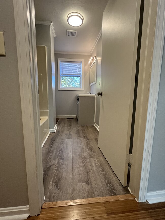 Bathroom with tub and shower - 272 Main St