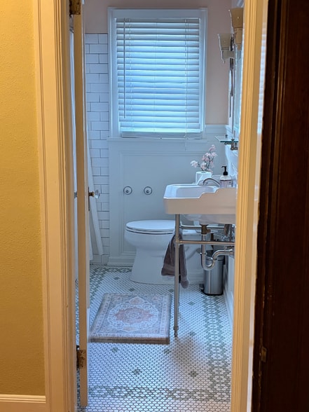 Building Photo - 4325 NE 42nd Ave