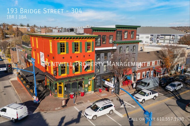 Building Photo - 193 Bridge St