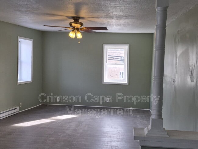 Building Photo - 177 E Main St