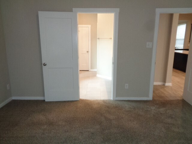 Building Photo - 27029 Sofia Forest Dr