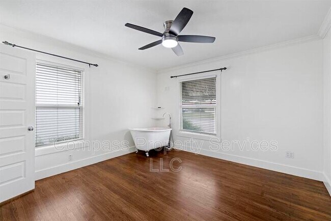 Building Photo - 1113 N New Rd