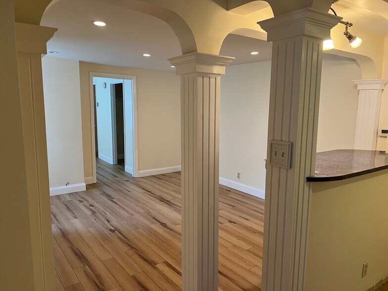 Living room - 109 W Hollis St