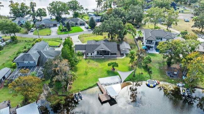 Building Photo - 15912 Willowdale Rd