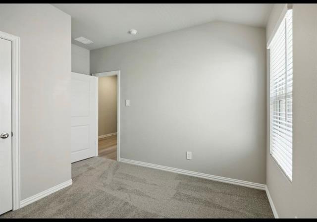 Building Photo - 909 Edgehurst Dr