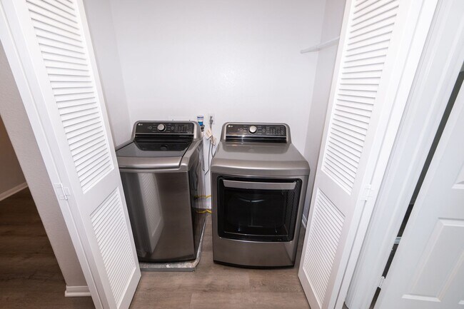 Building Photo - Amazing 3 Bedroom Condo available now! Chula Vista / Eastlake / Otay Ranch Area