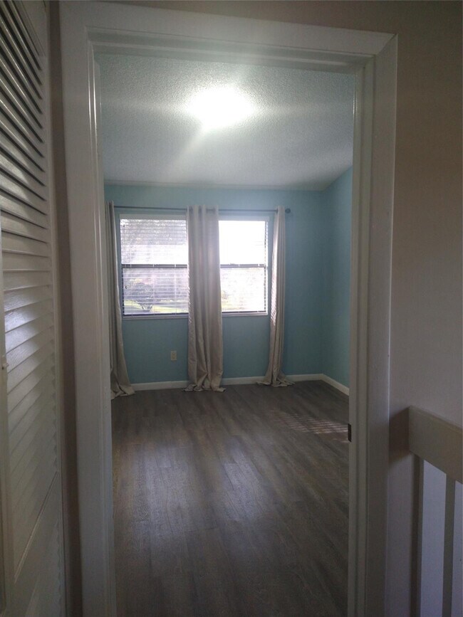 Building Photo - 3181 NW 85th Ave