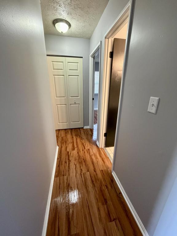 Building Photo - 841 Moyer Ave