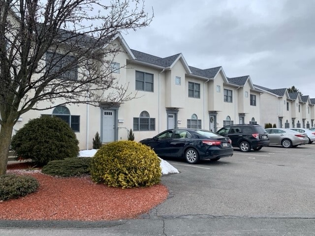 Building Photo - 5 Mruck St