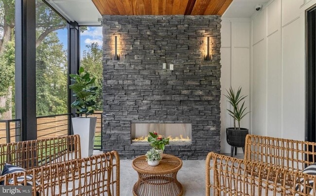 Building Photo - 1138 Basil Rd