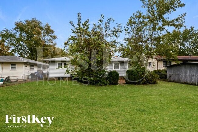 Building Photo - 2555 Patterson Rd