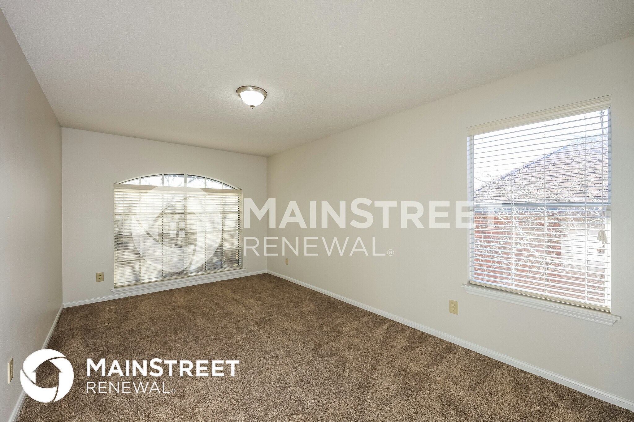 Building Photo - 3732 Hull St