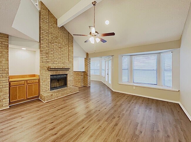 Building Photo - 16920 SE 183rd Pl