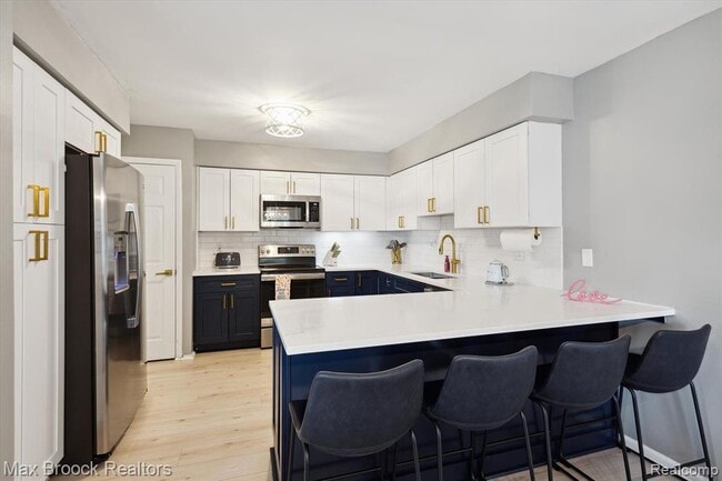 Building Photo - 1131 Indianwood Trail