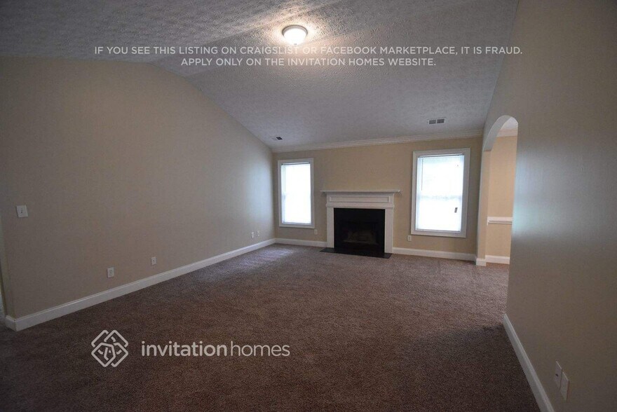 Building Photo - 1232 Summer Ln