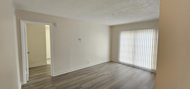 Building Photo - 4537 Treehouse Ln