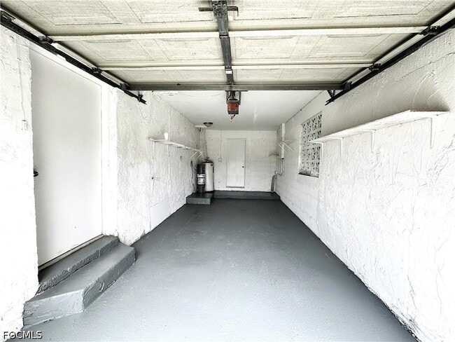 Building Photo - 2117 Mitchell Ct