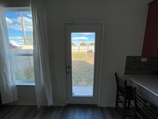 Building Photo - 4684 Via Sonoma Trail